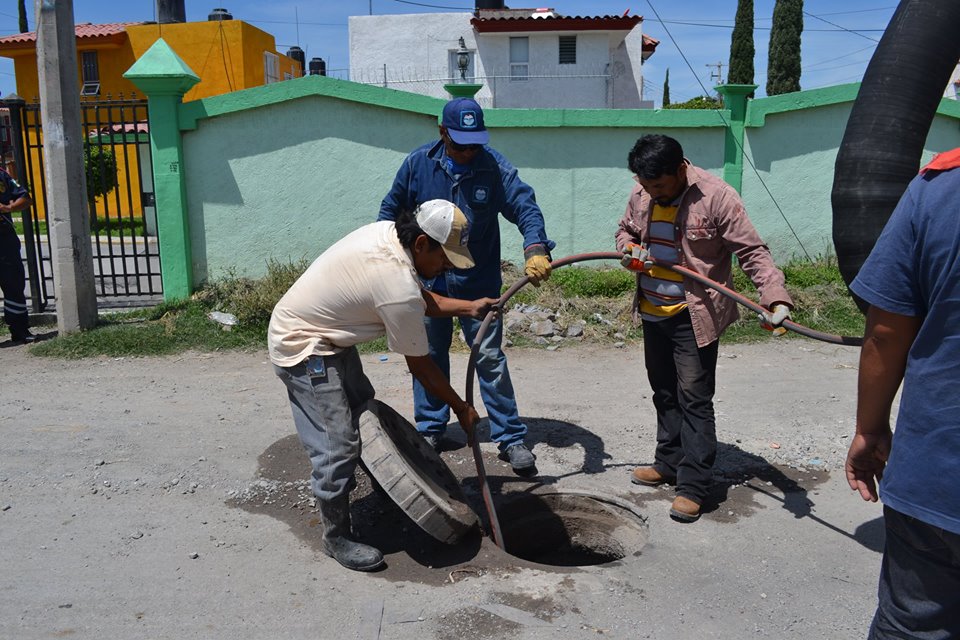 Realiza Protección Civil operativo de desazolve en Izúcar